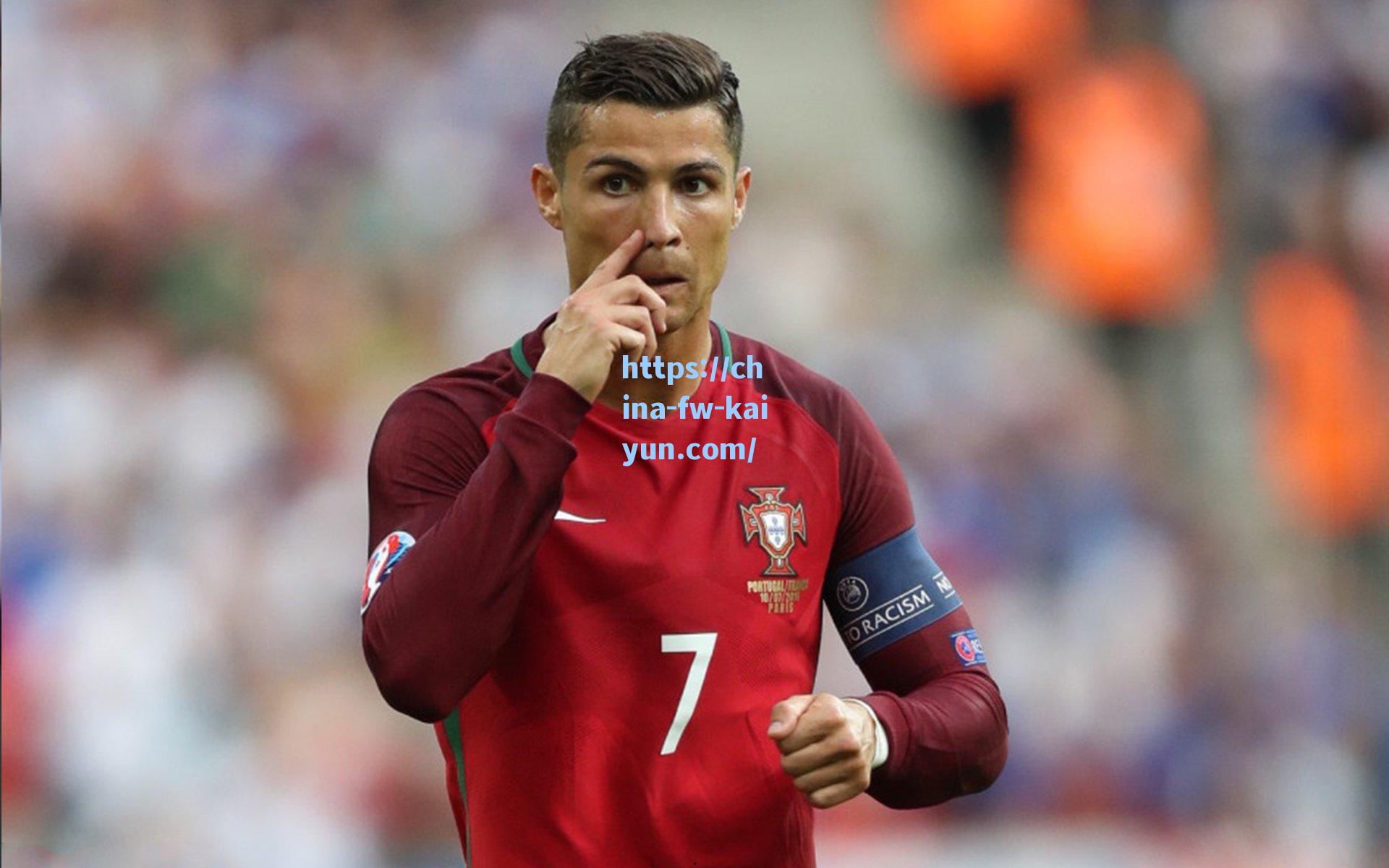 接着奏乐接着舞!巴萨鏖战黄潜赛后狂欢 更衣室秒变舞池庆祝关键三分