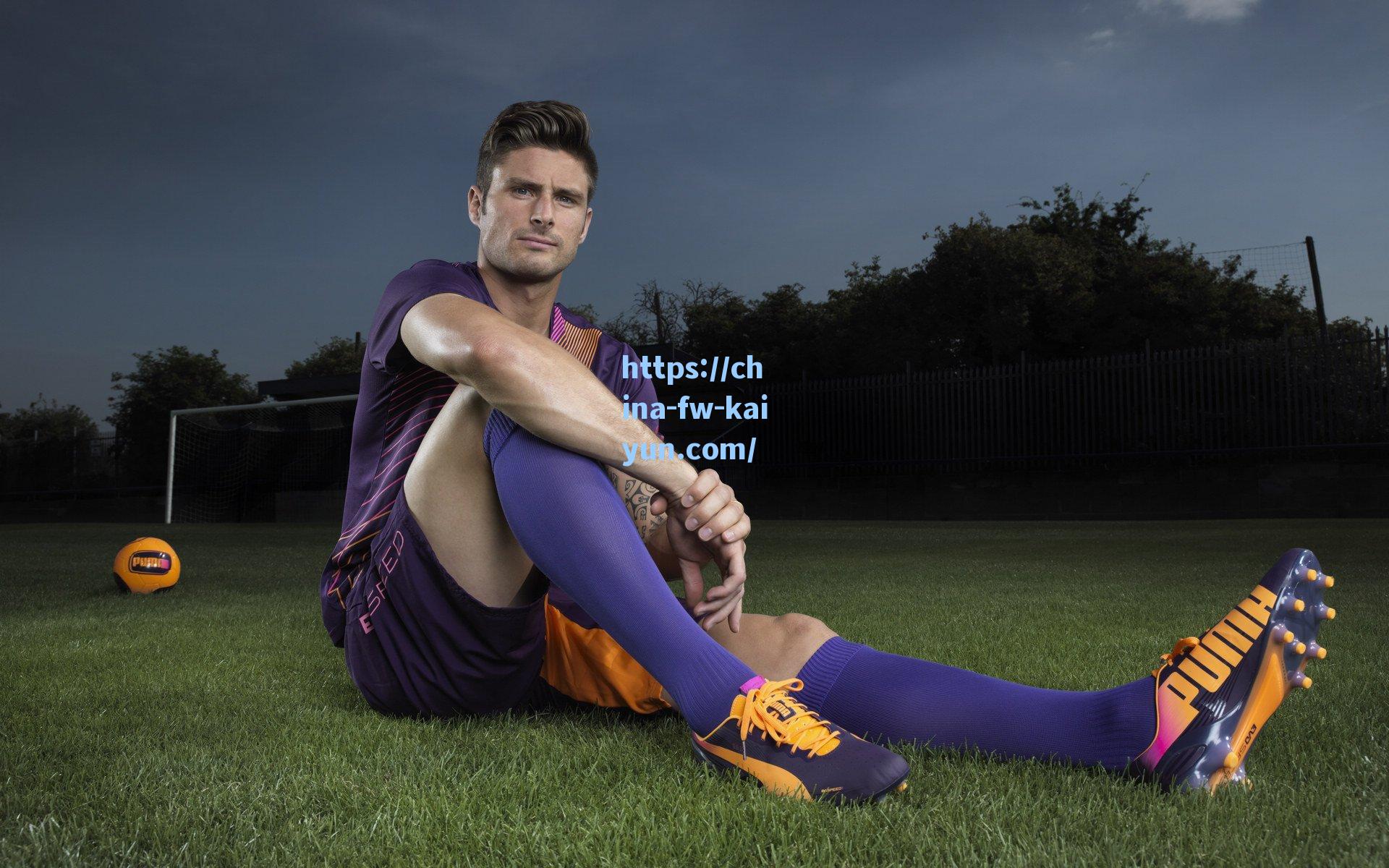 热刺6000万英镑报价诺丁汉森林核心吉布斯-怀特遭拒，波斯特科格鲁坚持推动转会谈判