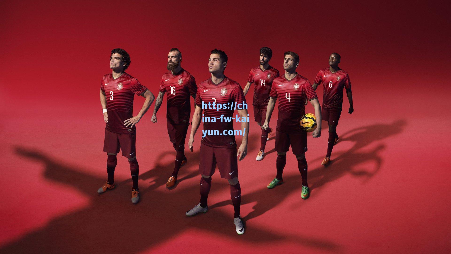 拜仁官网专访埃贝尔与弗罗因德，签下迪亚斯是团队协作的典范